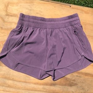 lululemon Tracker Shorts light purple size 8